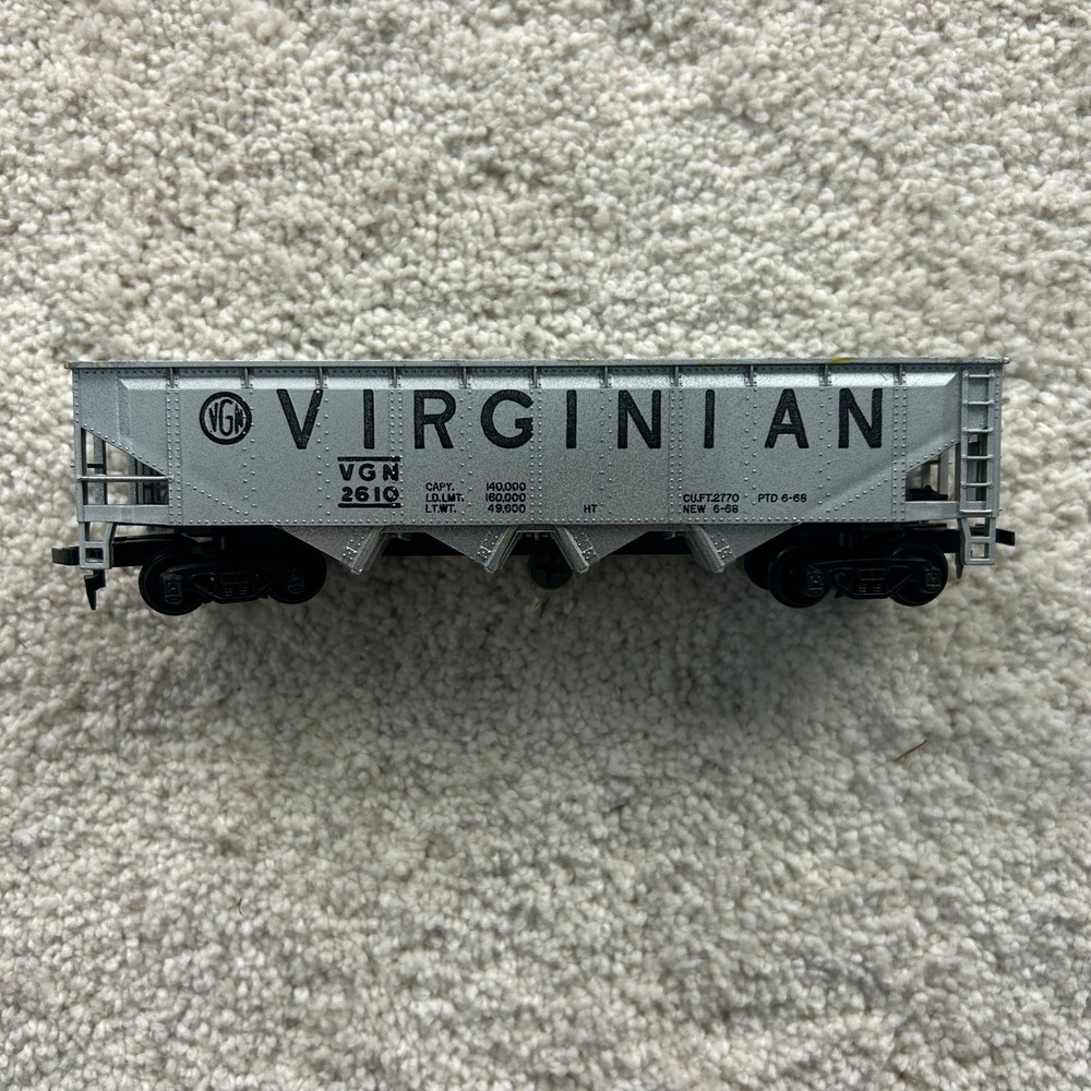 Tyco Virginian Railway VGN 2610 HO Scale 4 Bay Hopper Silver Vintage Train
